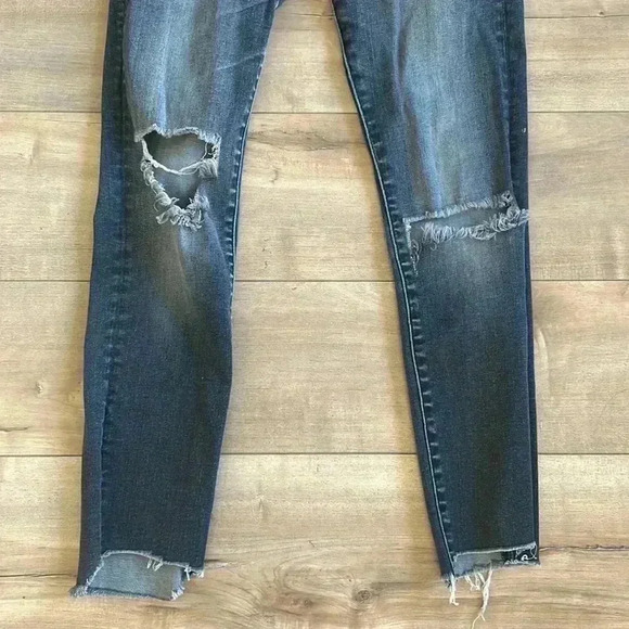 Madewell Faded Black Distressed High Riser Skinny Jeans Kincaid Wash SZ 24 - Picture 8 of 13